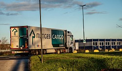 Speciale coldstore vrachtwagen op weg naar zijn afnemer.