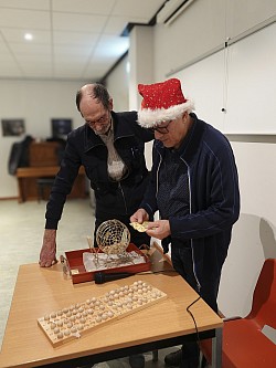 De penningmeester Hans valt ook in de prijzen.