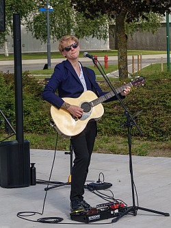 Muzikaal ontvangst.